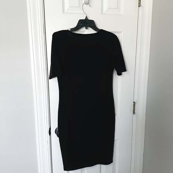 LuLaRoe Julia solid black, size S - Picture 2 of 6
